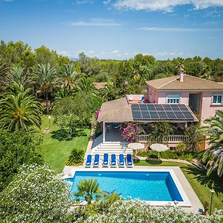 Near The Casa Bonita In Majorca * Colonia de Sant Jordi
