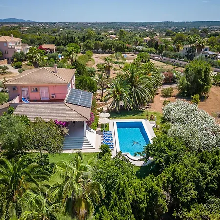 Near The Casa Bonita In Majorca * Colonia de Sant Jordi
